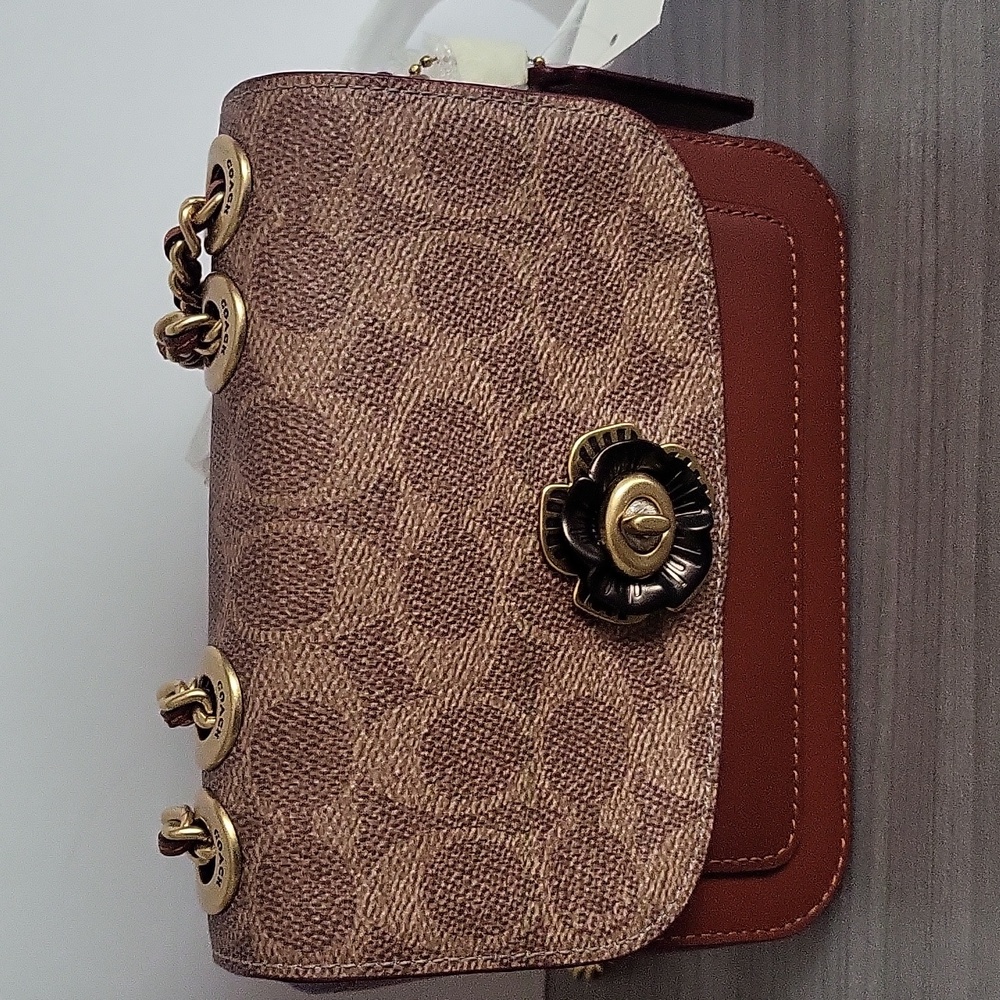Coach Small Tan Rust shoulder bag.